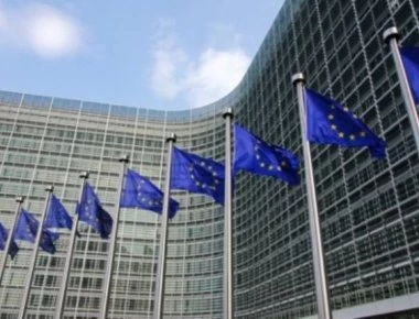 Διώξεις σε τράπεζες για καρτέλ ομολόγων